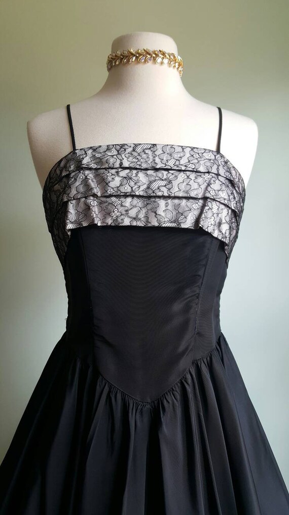 Vintage 1950s black party dress, taffeta formal g… - image 6