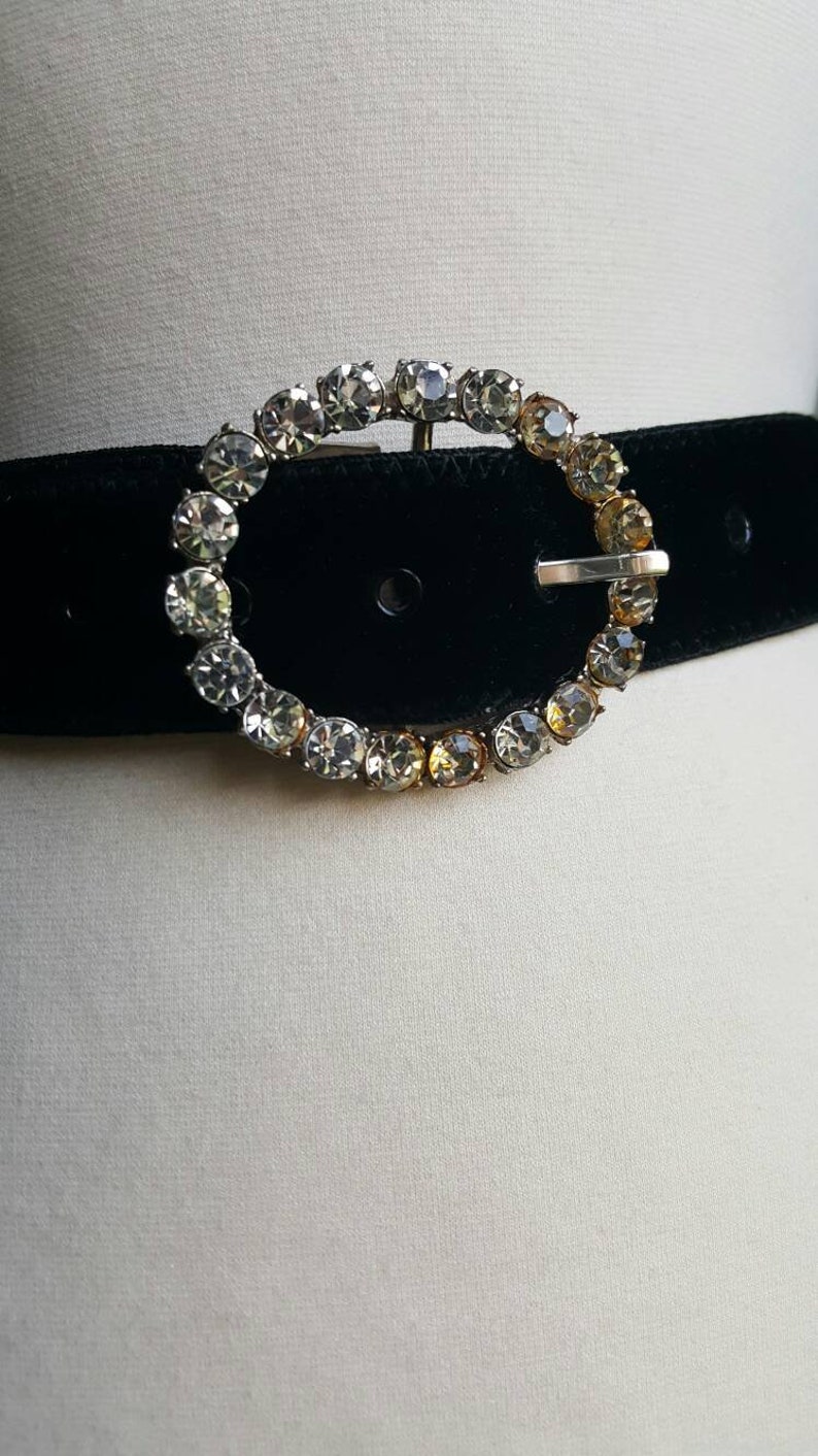 Vintage 1960s does 1920s 1930s jewel buckle black velvet belt, formal, cocktail, special occasion, dress, diamond look image 3