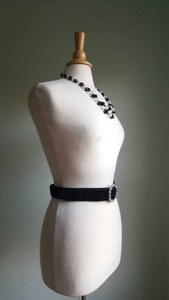 Vintage 1960s does 1920s 1930s jewel buckle black… - image 8