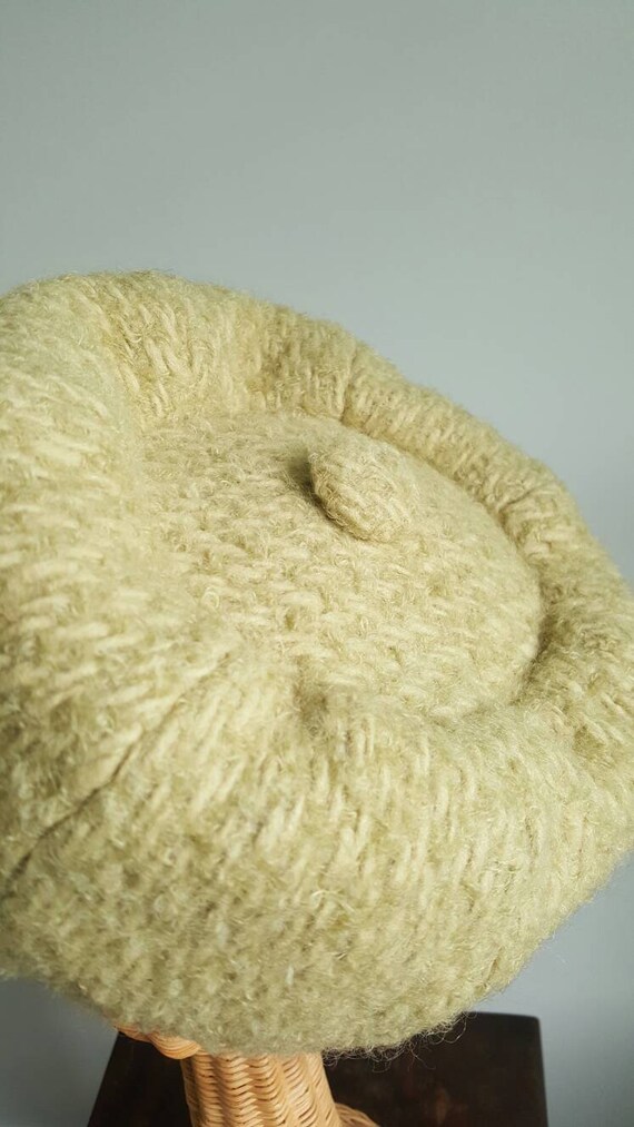 Vintage 1950s 1960s pea green wool pillbox hat, b… - image 5