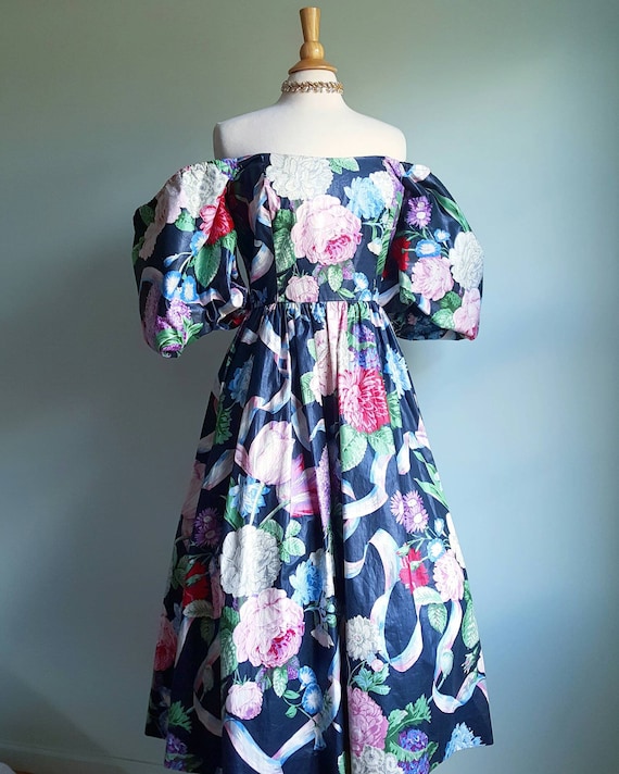 Vintage 1980s does 1950s floral princess dress, po