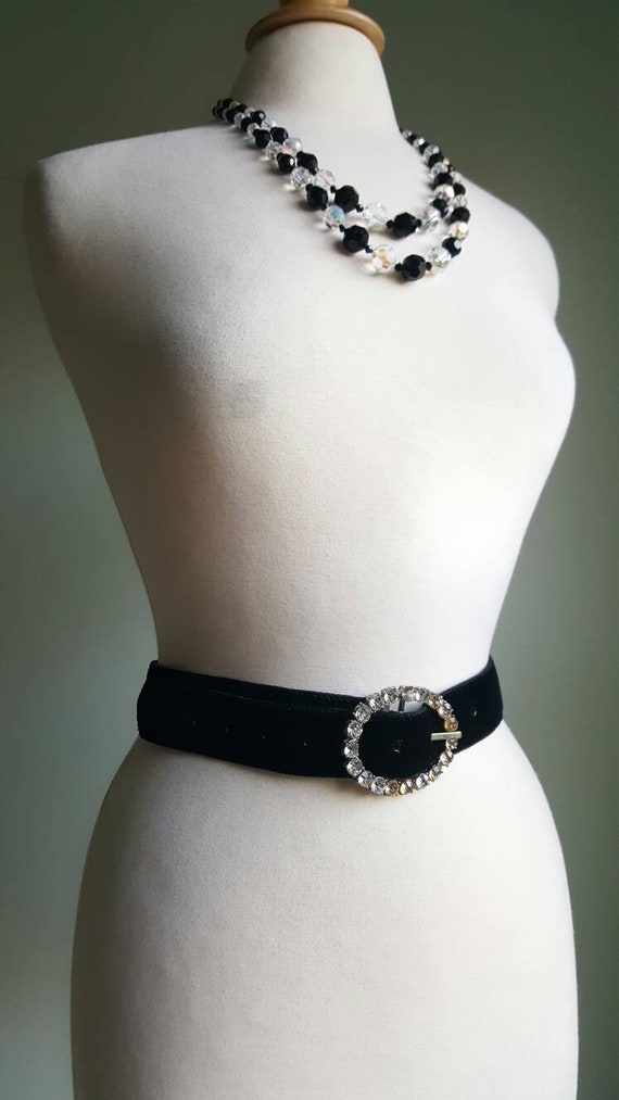 Vintage 1960s does 1920s 1930s jewel buckle black… - image 6