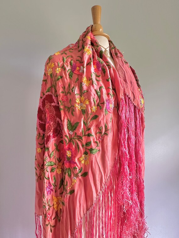 Antique 1920s 1930s silk fringe rose pink floral … - image 6