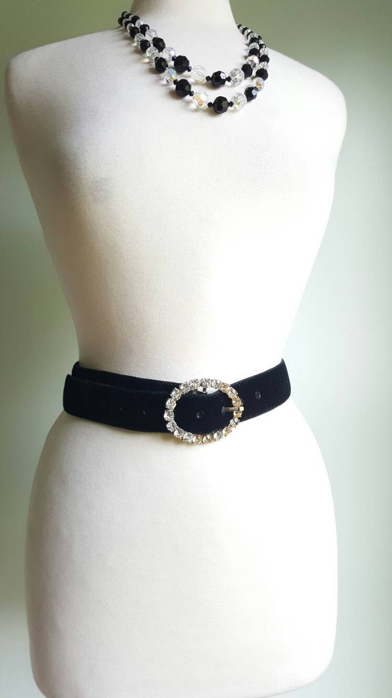 Vintage 1960s does 1920s 1930s jewel buckle black velvet belt, formal, cocktail, special occasion, dress, diamond look image 2