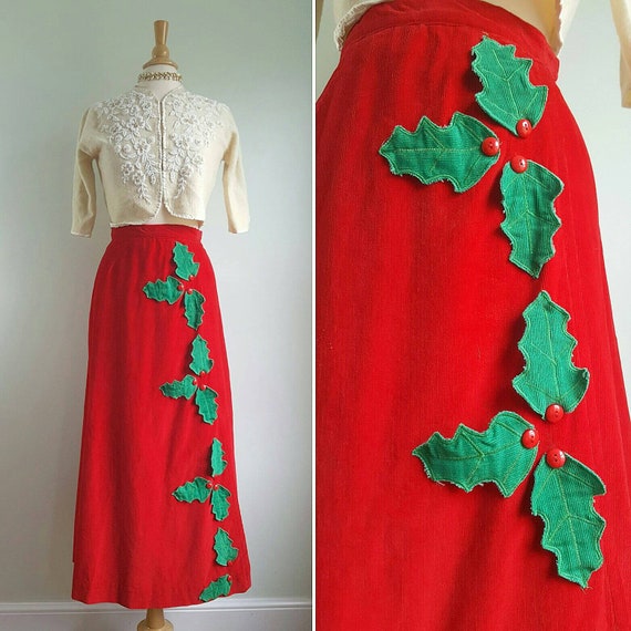 Vintage 1970s corduroy poinsettia holly maxi wrap