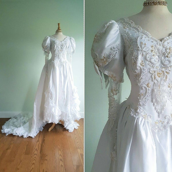 White Wedding Gown - Etsy