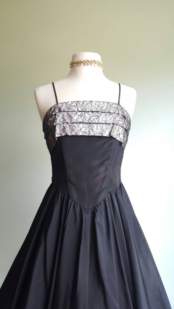 Vintage 1950s black party dress, taffeta formal g… - image 4