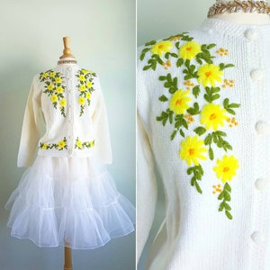 Vintage 1960s floral embroidered cream cardigan sweater, yellow, orange, green, dress or casual, medium large