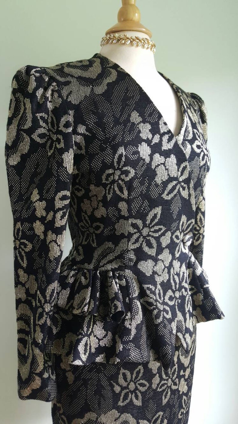 Vintage 1980s does 1940s skirt suit black and metallic gold woven floral puff sleeves blazer peplum jacket and pencil skirt formal dress