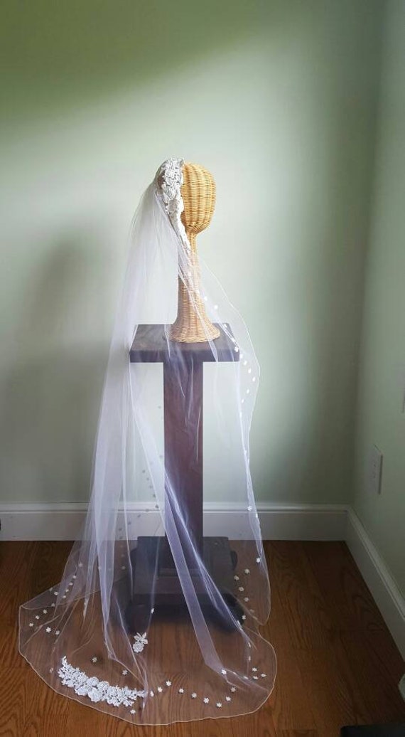 Vintage 1970s 1980s long white tulle net veil, sc… - image 10