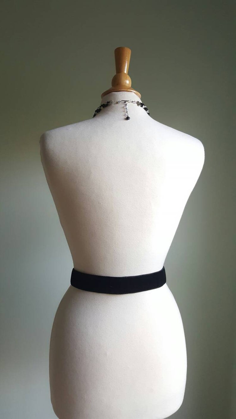 Vintage 1960s does 1920s 1930s jewel buckle black velvet belt, formal, cocktail, special occasion, dress, diamond look image 9