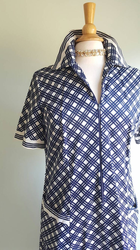 Vintage 1970s does 1930s dark navy blue and white… - image 3