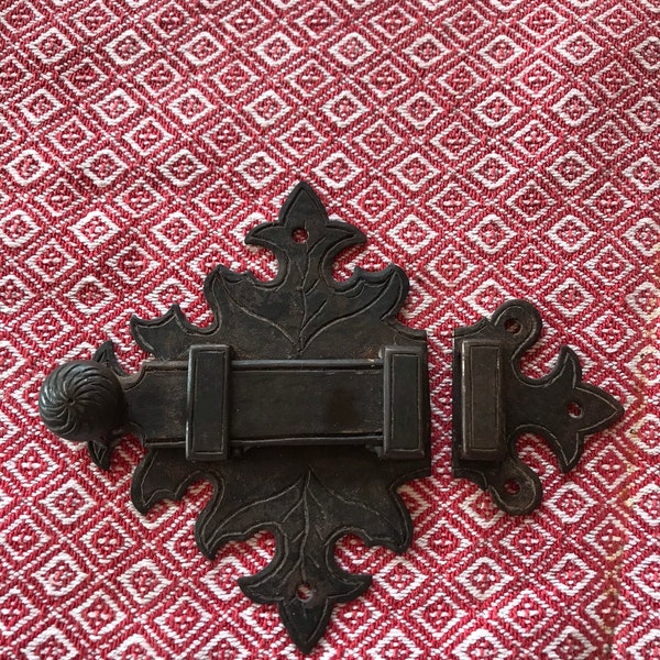 Antique Cast IronMaple Leaf cabinet latch