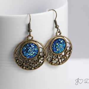 Pendientes Druzy falsos azul real, pendientes vintage, pendientes Druzy, pendientes vintage azules, pendientes de brillo azul, colgantes Druzy, bronce