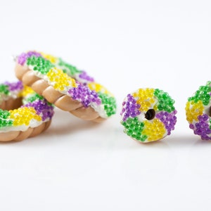 King Cake Earrings, King Cake Jewelry, Mardi Gras Earrings, Mardi Gras Jewelry, New Orleans Jewelry, New Orleans Gifts, New Orleans Earrings