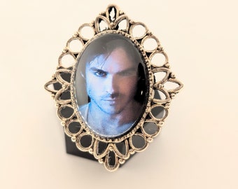 Anello ispirato a Damon Salvatore