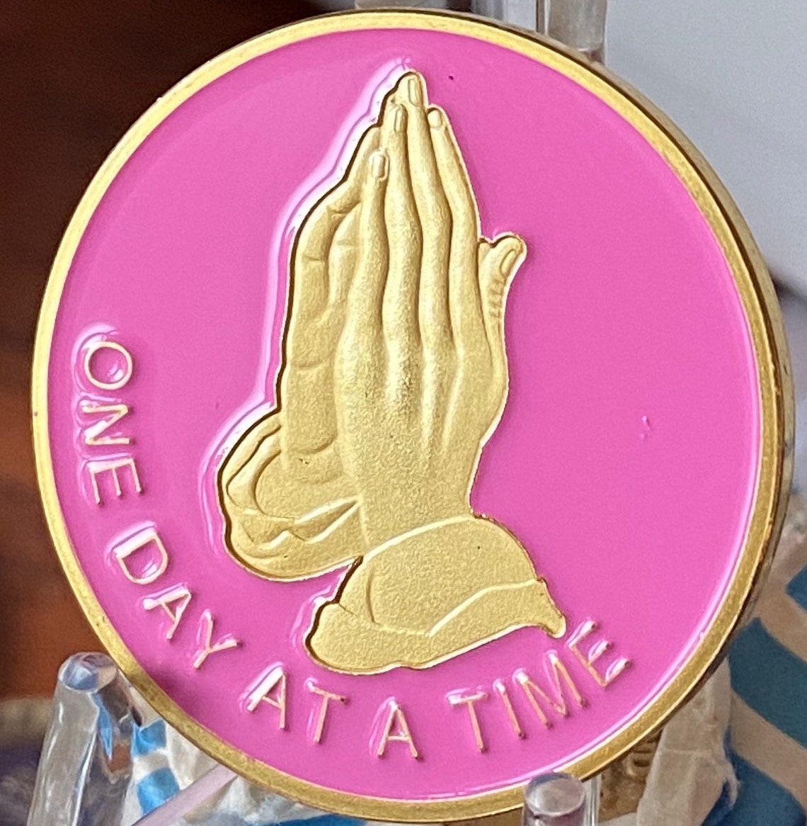 Praying Hands One Day at A Time Pink Gold Tone Serenity Prayer ...