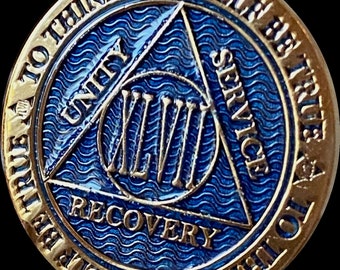 46 47 48 49 o 50 años AA Medallion Reflex Blue Gold Plated Chip de sobriedad