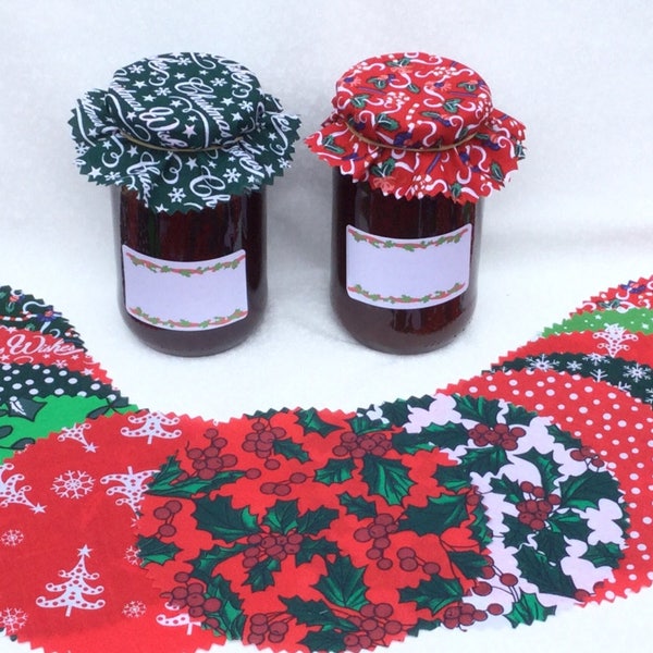 Bouchons de couvercle de pot de confiture en tissu de Noël x 20 comprend des élastiques et des étiquettes de pot collantes X 20. 2 tailles disponibles