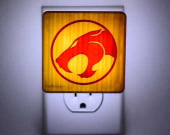 Thundercats Logotyp LED Nattlampa, Lion-O, Tygra, Snarf, Panthro, Cheetara