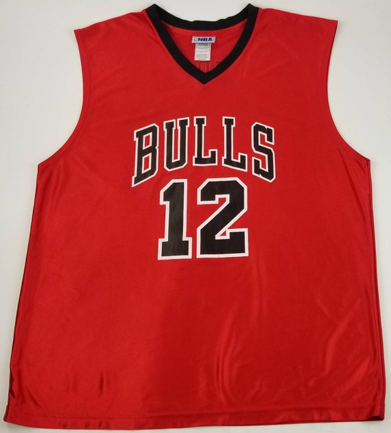 chicago bulls 12 jersey