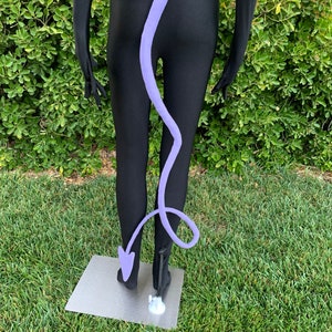 Mollymauk Jester Tail. Long, moldable tail with a spade tip.
