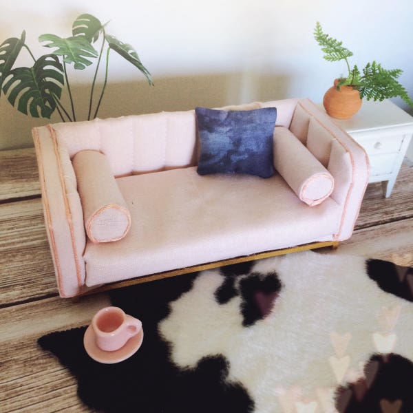 Miniature sofa, modern miniature couch, miniature lounge, designer sofa, pink sofa, modern dollhouse furniture, blush pink dollhouse