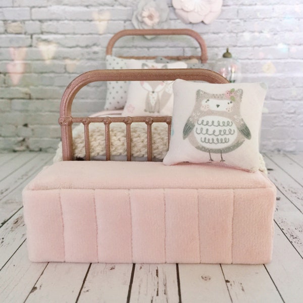 Miniature Upholsered Ottoman dollhouse modern miniature accessory 1 12 scale dolls house bedroom footstool for modern dollhouse