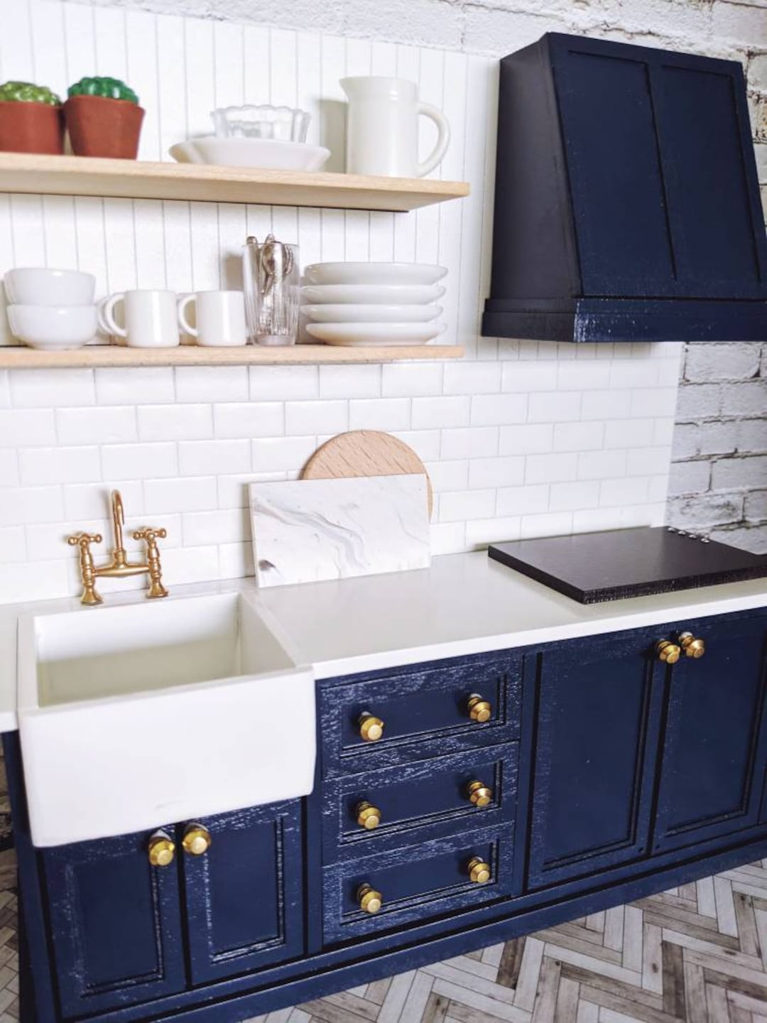 miniature functional kitchen