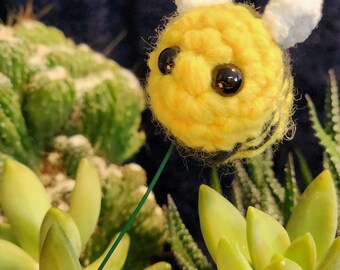 Minibee Planter Charm: Handmade Houseplant Decor