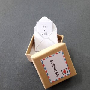 It's a girl! Pregnancy mini card