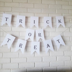 Halloween Banner, Trick Or Treat, Party Banner, Halloween Garland, Halloween Party, Halloween Decor, Halloween, DIY Halloween