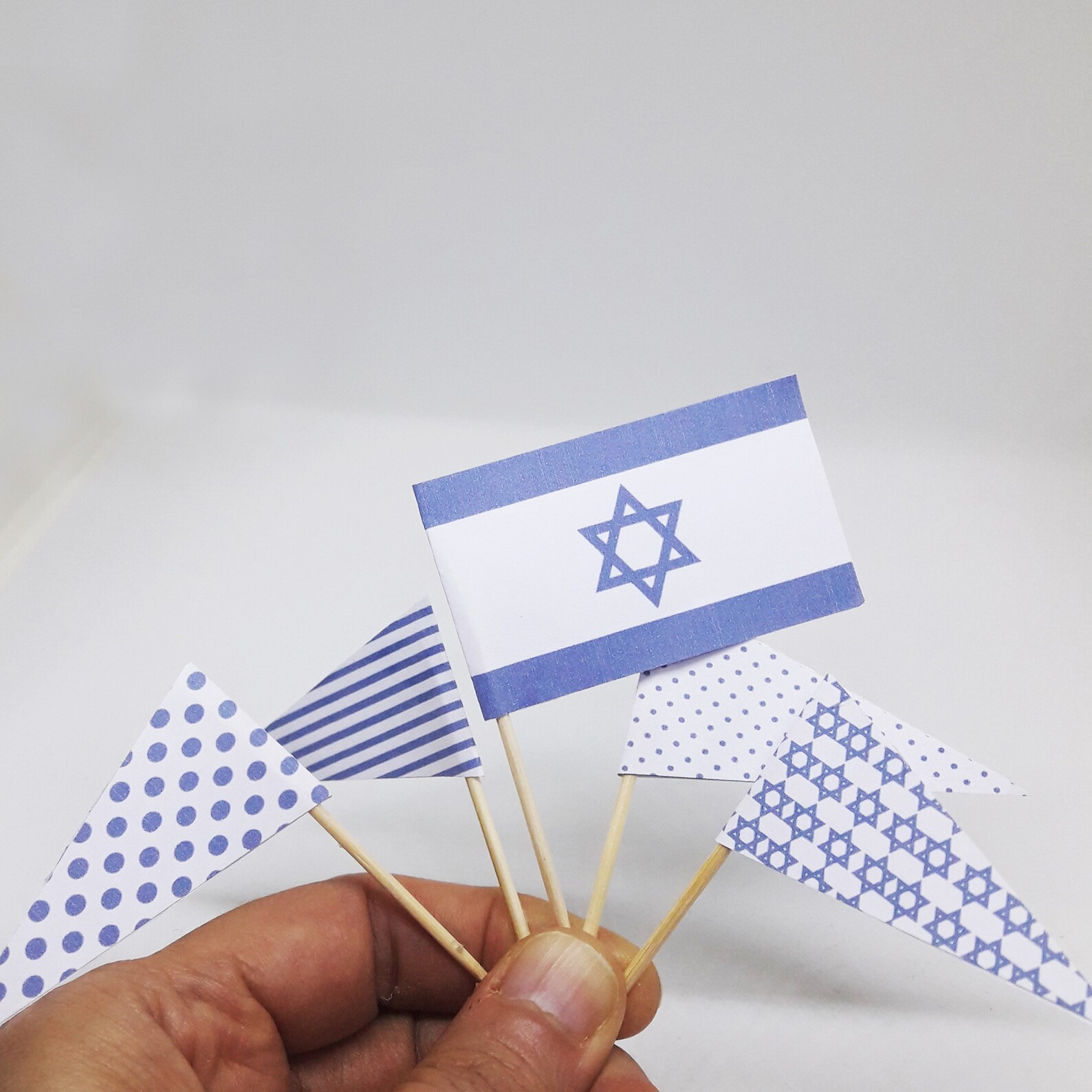 Mini Israeli Straw Yom Haatzmaut, Printable, Mini Favour Flags, Drink Straw Flags ...