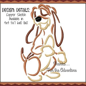 Może przedstawiać: Wzór haftu liniowego w kolorze miedzi przedstawiający siedzącego psa z pochyloną głową. Wzór jest dostępny w rozmiarach 4x4, 5x7, 6x10 i 8x12 cali. Tekst "Dzięki... Za przygodę" jest zawarty w wzorze.