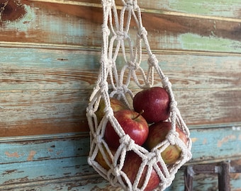 Hanging fruit basket