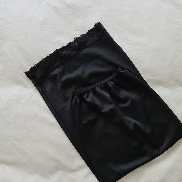 Half Slip Petticoat by Berketex Lingerie (size 16-18 Aus/UK & 8-9/US)