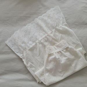 Half Slip Petticoat von Movie Star Dessous (Größe 10 Aus/UK & 5/US)
