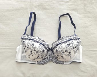 Vintage New/Old Stock Bra from Japan (size 14B Aus & 36B UK/US, Japan D80)