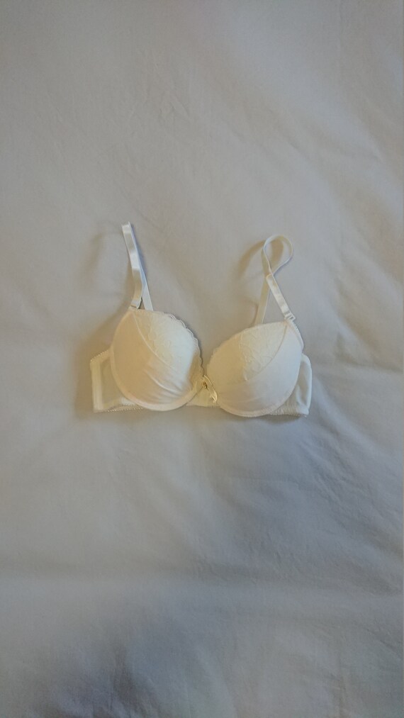 bra size 34b in australia