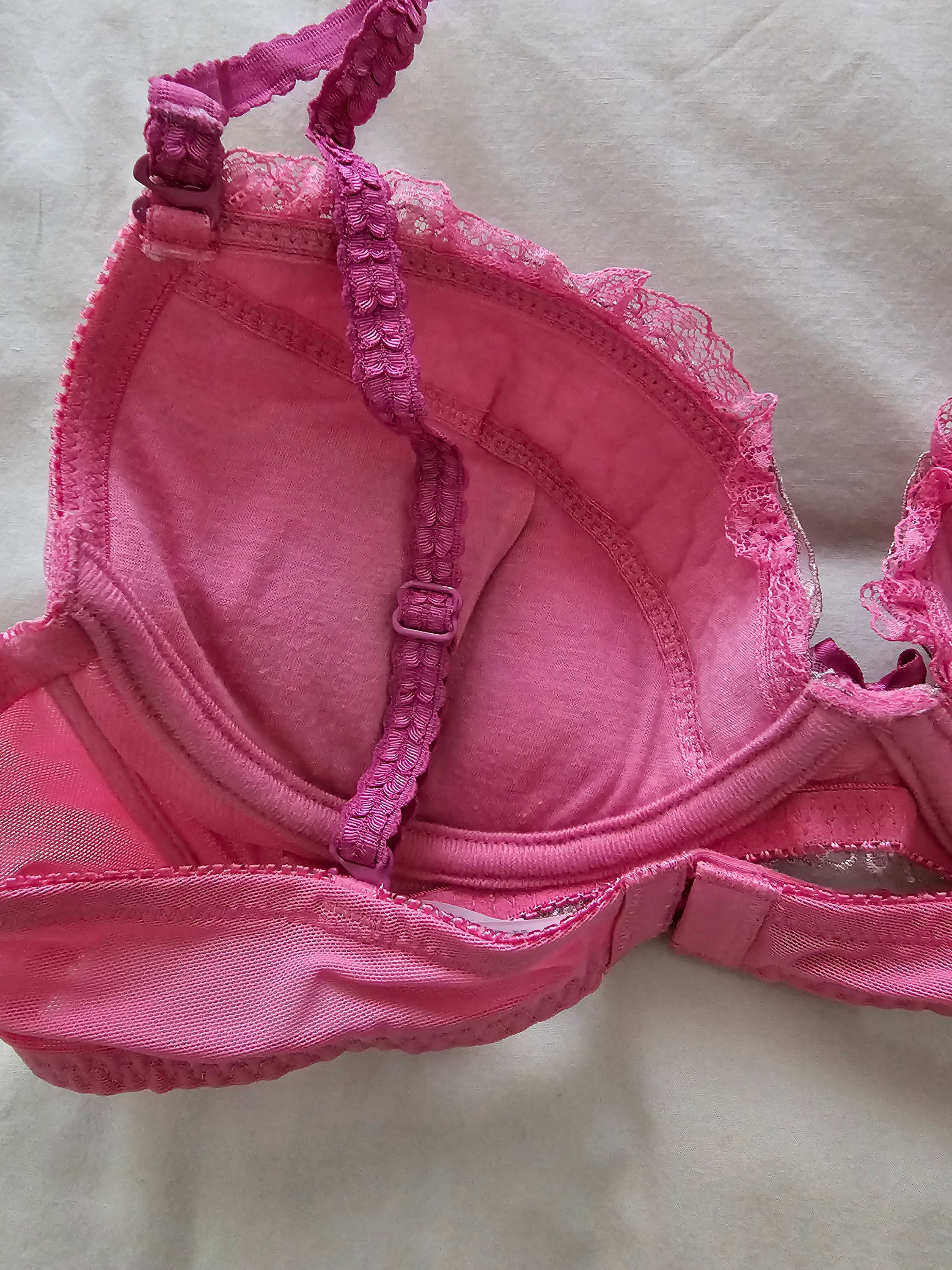 Vintage Bra From Japan size 12B Aus & 34B UK/US, D75 Japan -  Hong Kong