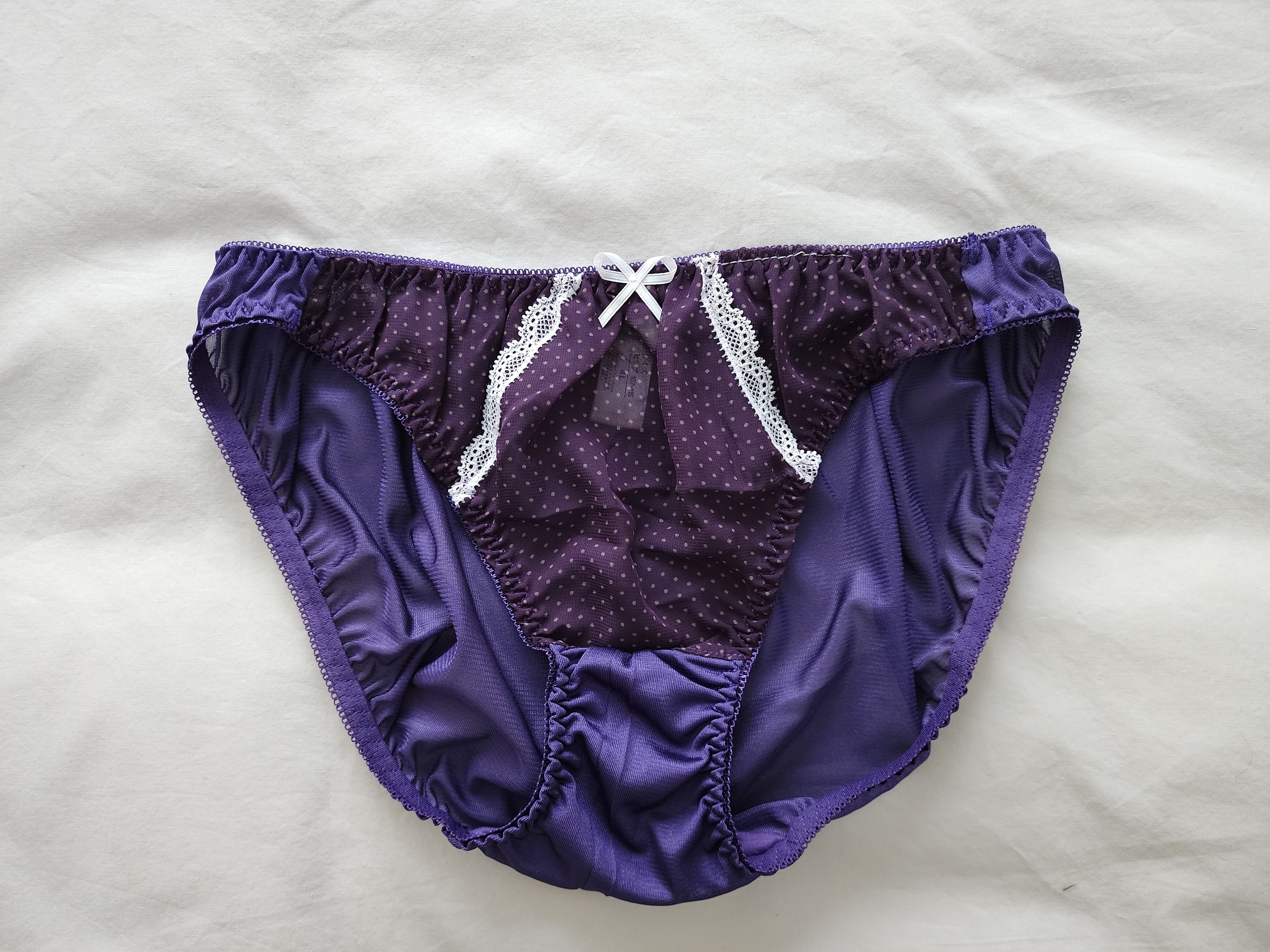 Silky Bikini Panties From Japan size 16-18 Aus/uk & 8-9/US, Japan