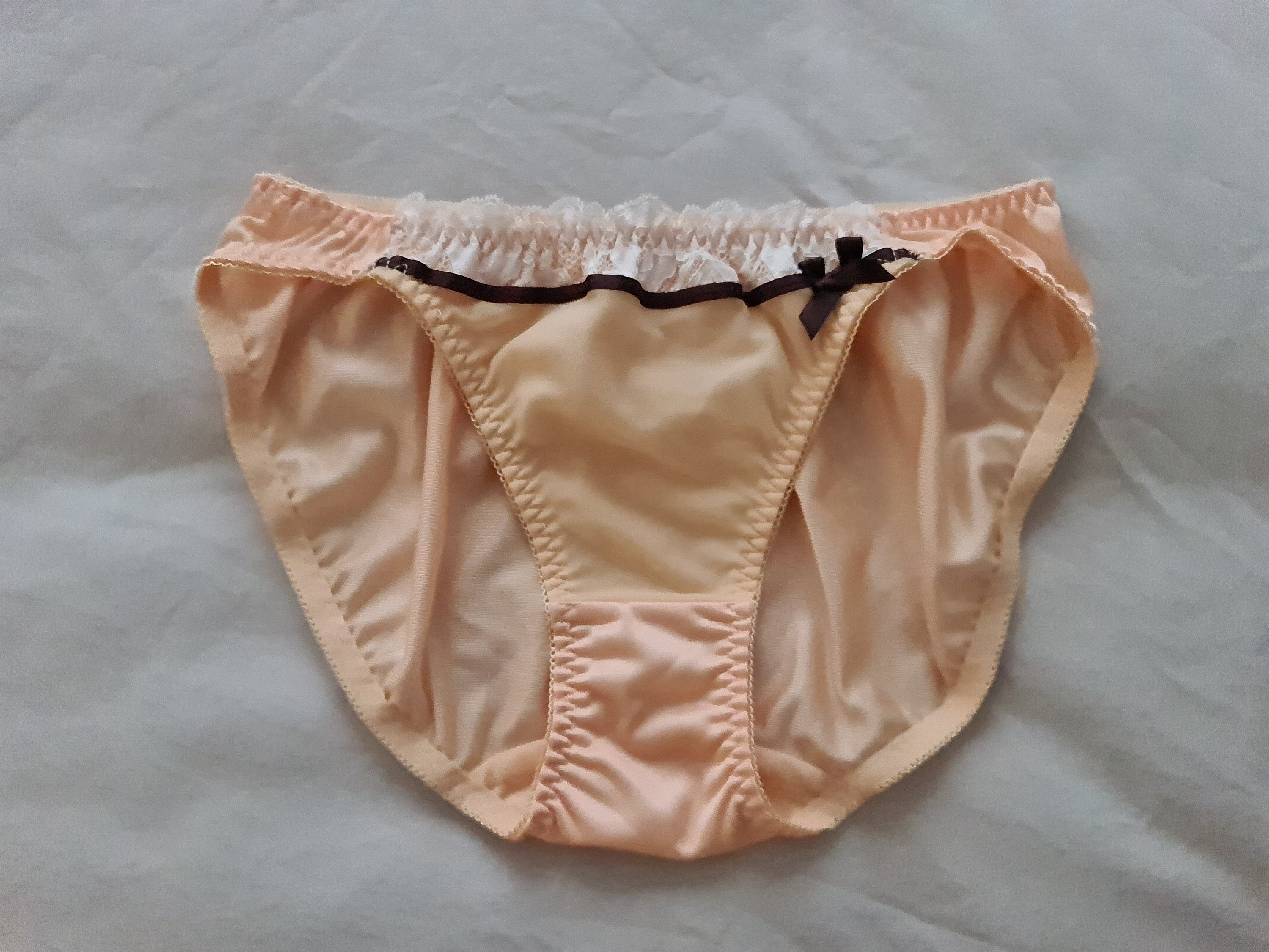 Silky Bikini Panties by Triumph Lingerie size 10-12 Aus/uk & 5-6