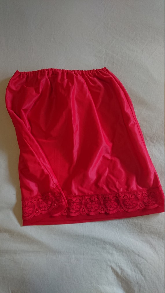 Half Slip Petticoat Mini from the 1960's (size 12 Aus… Gem