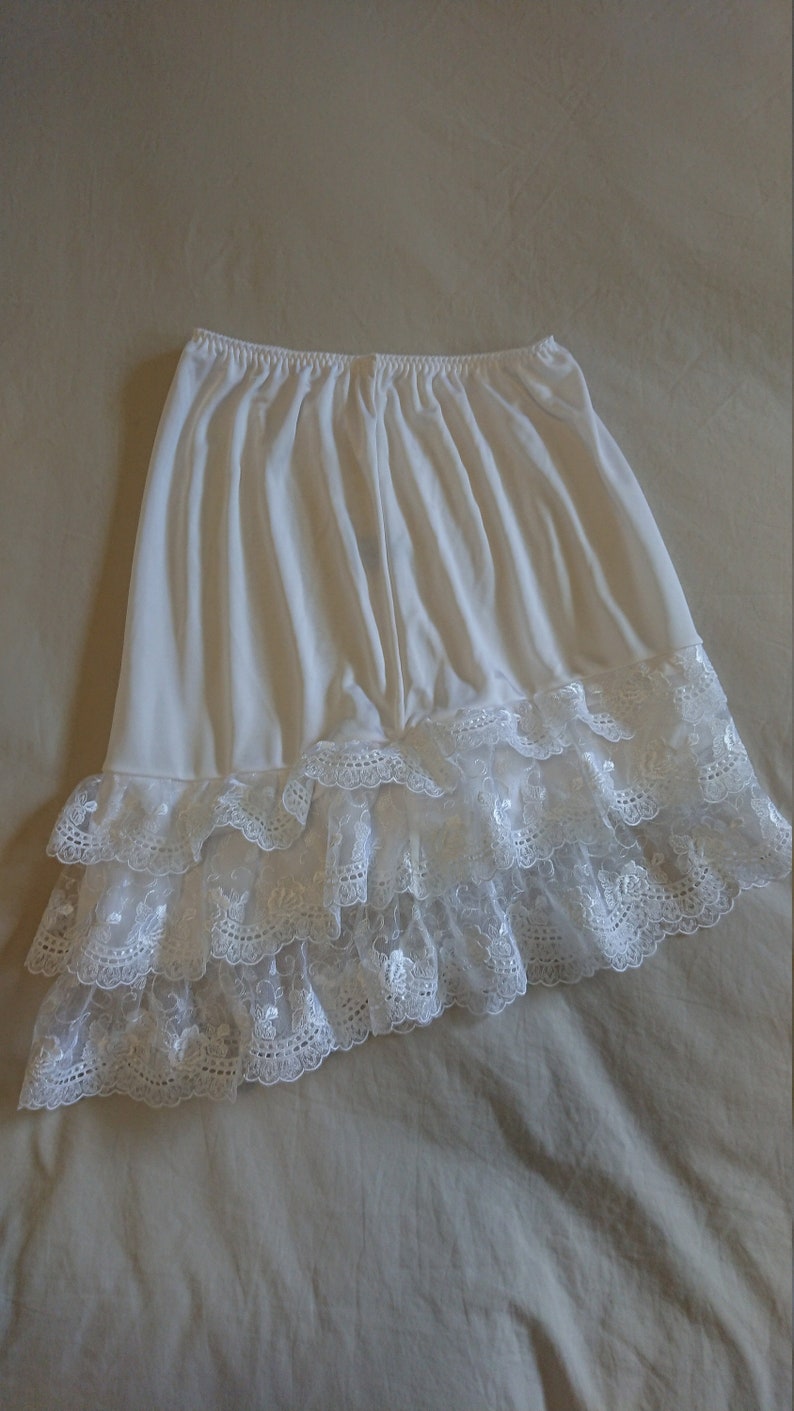 Half Slip Petticoat from Japan size 12 AusUK /& 6US