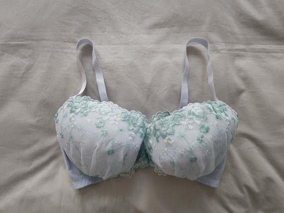 Vintage New Old Stock Bra From Japan size 14E Aus & 36E UK/US, Japan H80 -   Israel