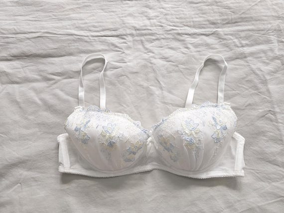Vintage New/Old Stock Bra from Japan (size 12B Aus & 34B UK/US, Japan D75)
