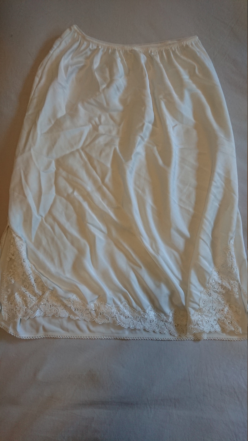 Half Slip Petticoat by Wacoal size 12 AusUK /& 6US