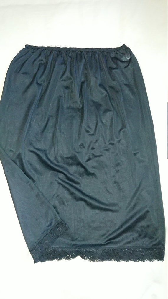 Half slip petticoat by berketex lingerie size 16 18 gem