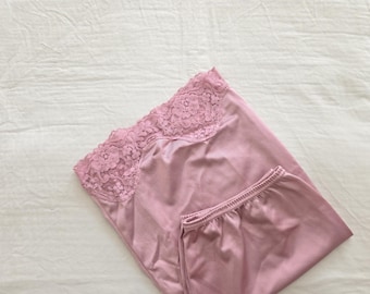 Half Slip Mini Petticoat by Adonna (size 12 Aus/UK & 6/US)