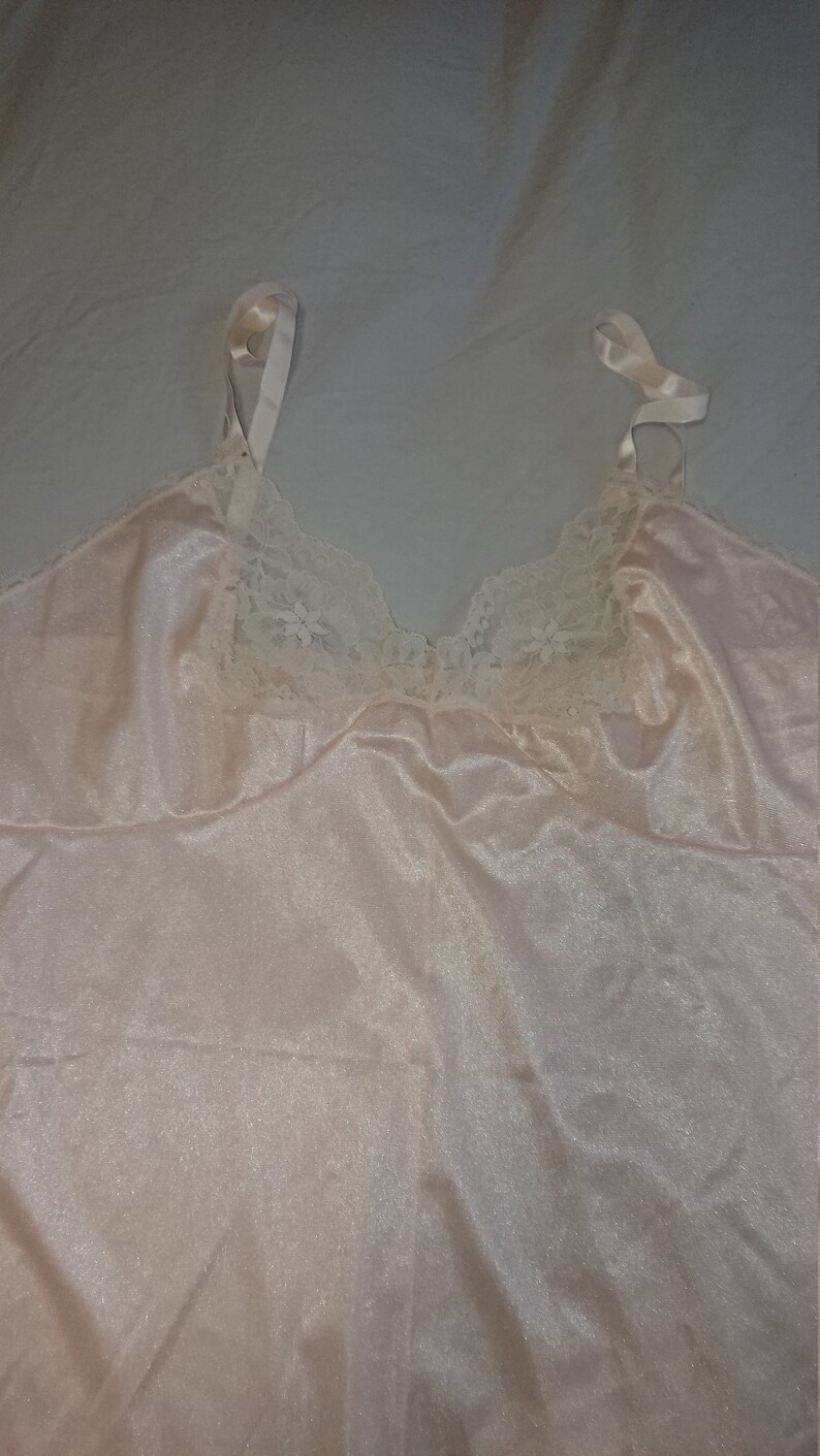 size 16 AusUK /& 8US 38 Full Slip Petticoat by Movie Star Lingerie
